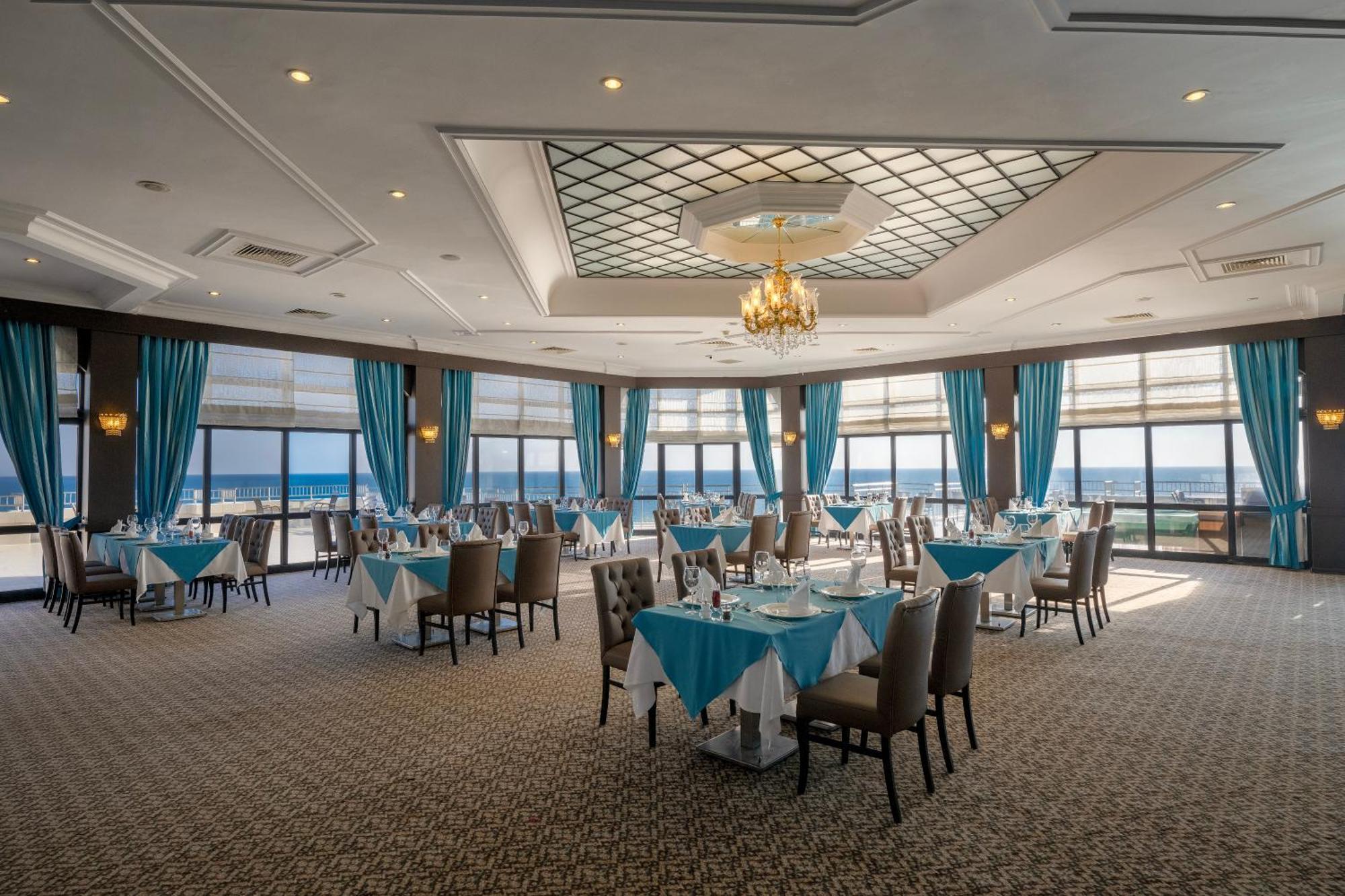 באלאק Adora Hotel & Resort מראה חיצוני תמונה
