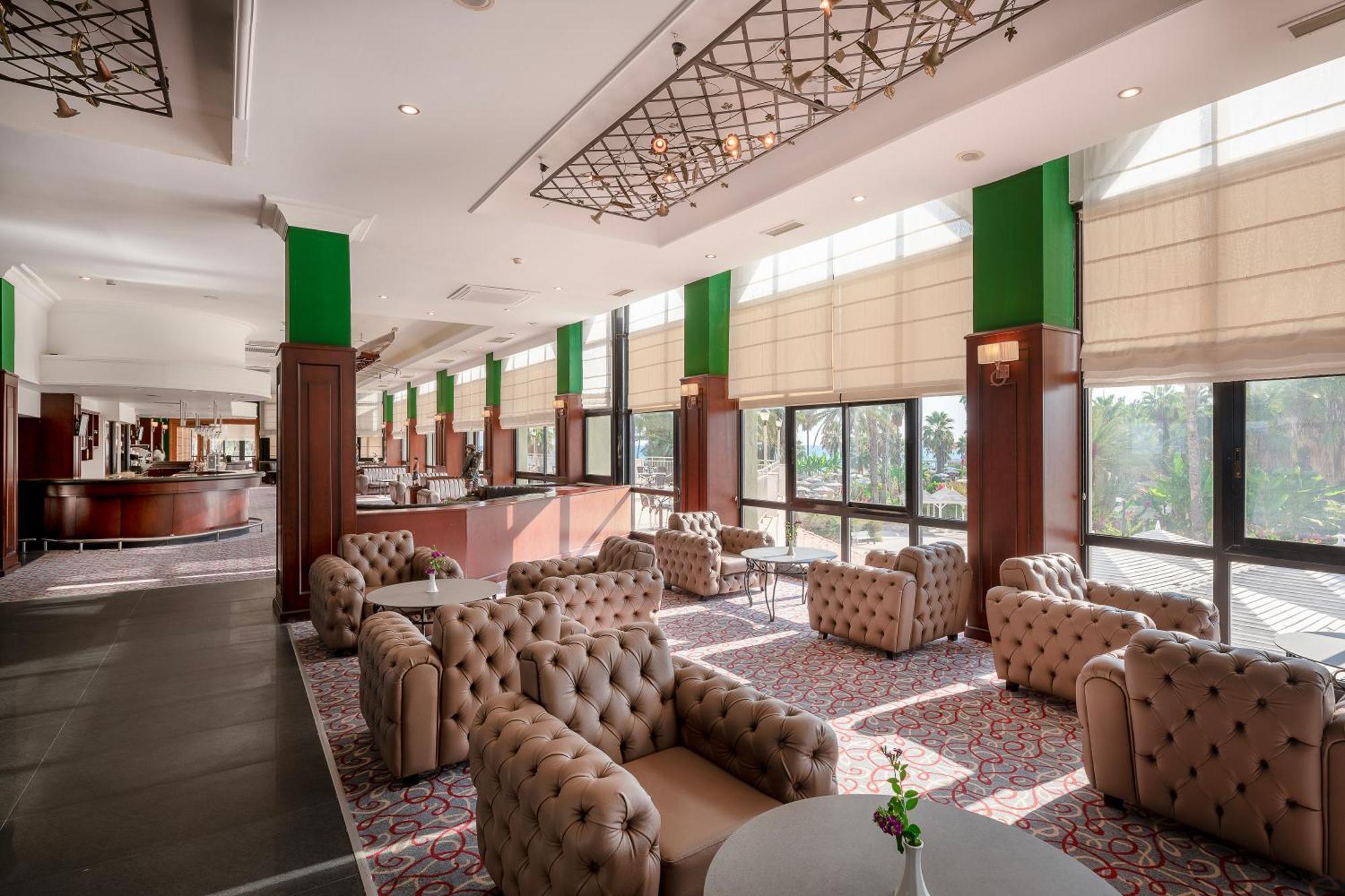 באלאק Adora Hotel & Resort מראה חיצוני תמונה